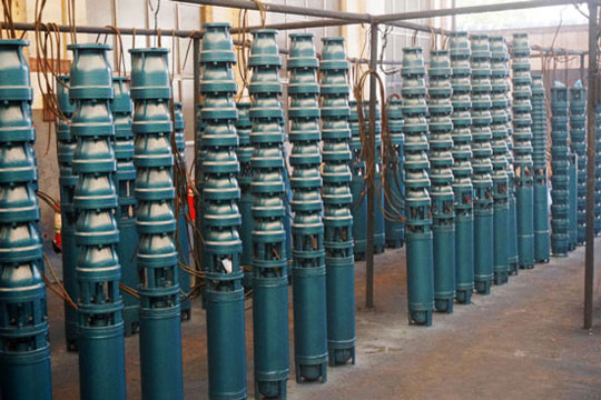 Submersible pump