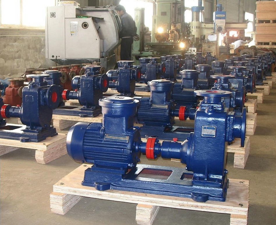 Self-priming pump